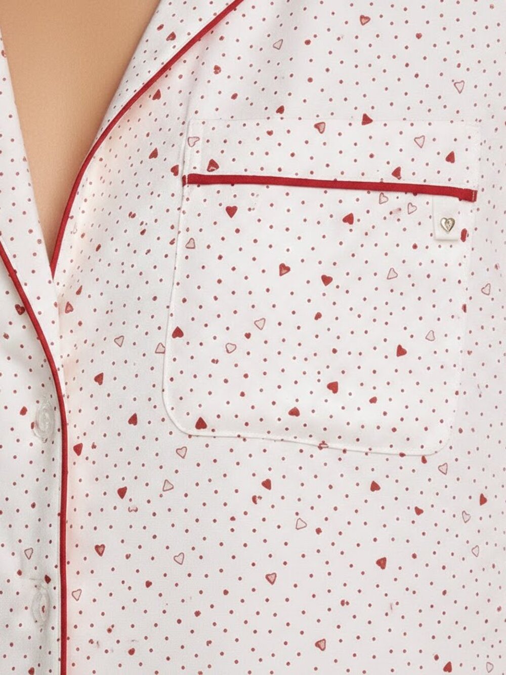 Victoria's Secret Sz. Med. Modal SLEEPSHIRT in Lipstick Heart Dots NWT